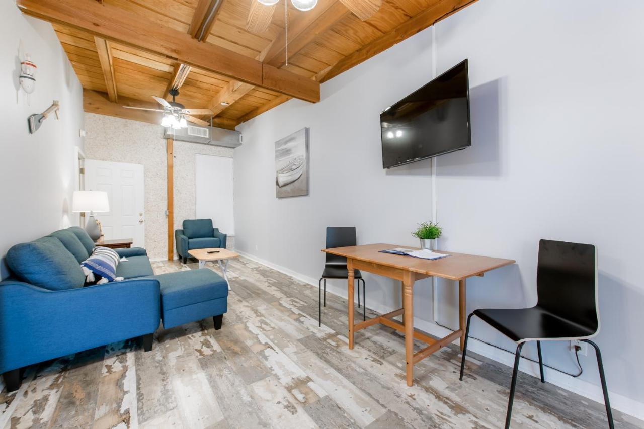 Darien Dockside Inn المظهر الخارجي الصورة